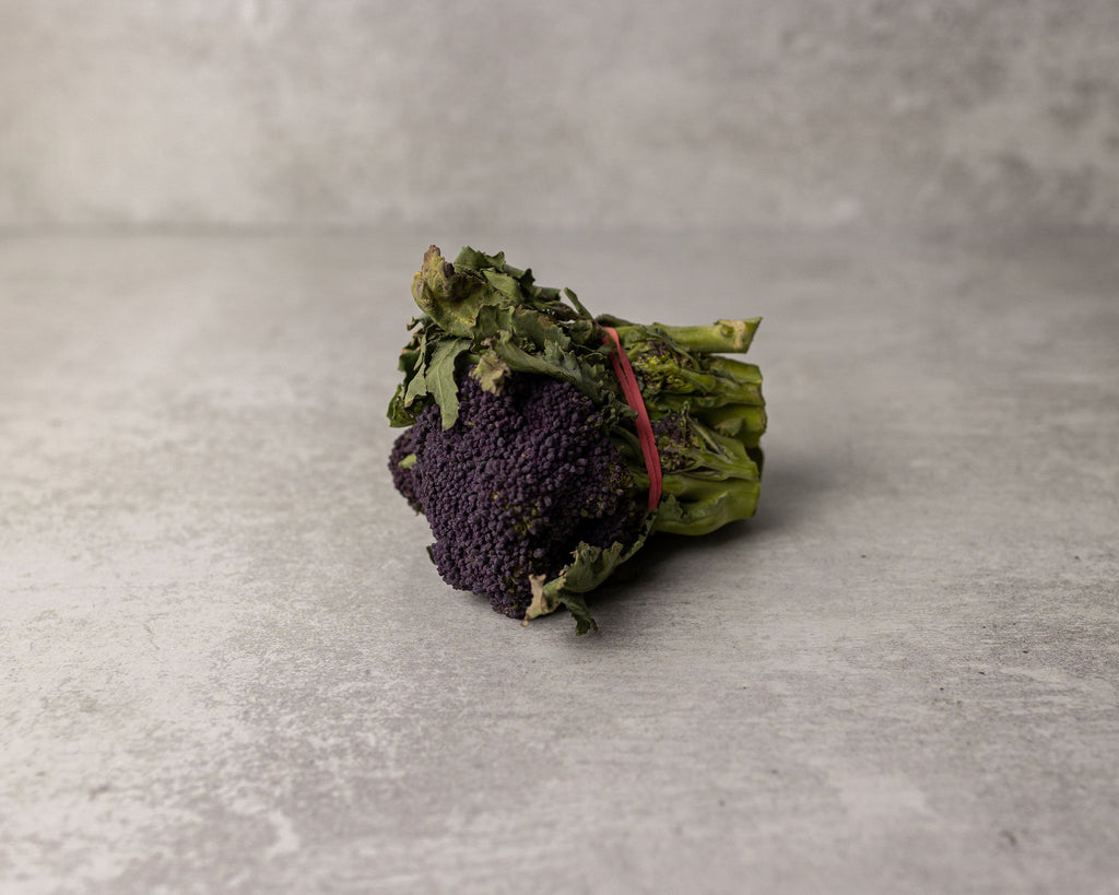 Purple Sprouting Broccoli / Fresh Farm Deliveries